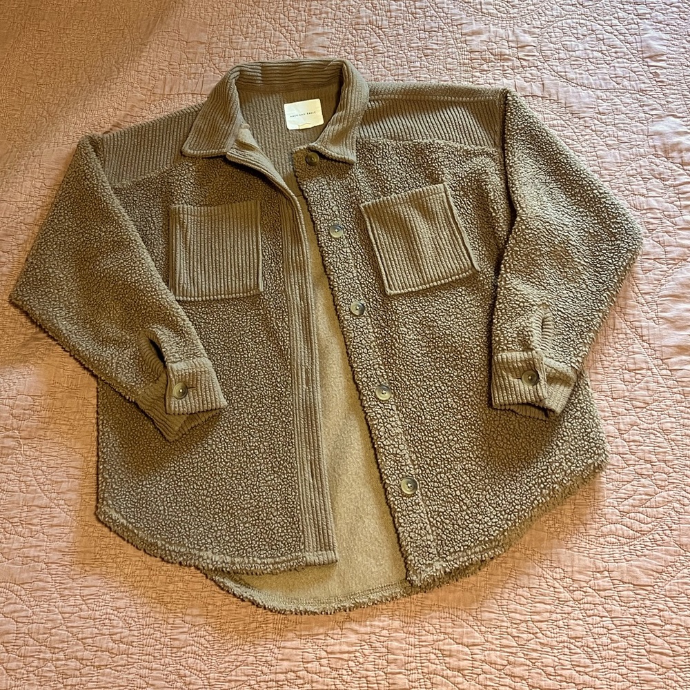 Tan fuzzy jacket size xs